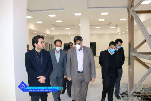 بازدید معاون هماهنگی امور عمرانی استانداری از پروژه های در حال ساخت دانشگاه