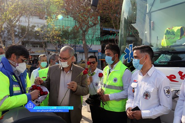 بازدید وزیر بهداشت ازارائه خدمات سلامت دانشگاه در اطراف حرم مطهر 1401/12/29