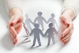 تلاش های مددکاران در حمایت از بیماران ارزشمند و قابل تقدیر است