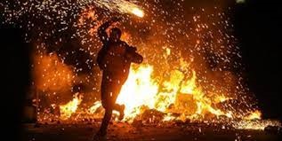آماده سازی مواد محترقه موجب آسیب شدید به بینایی هر دو چشم یک نوجوان شد