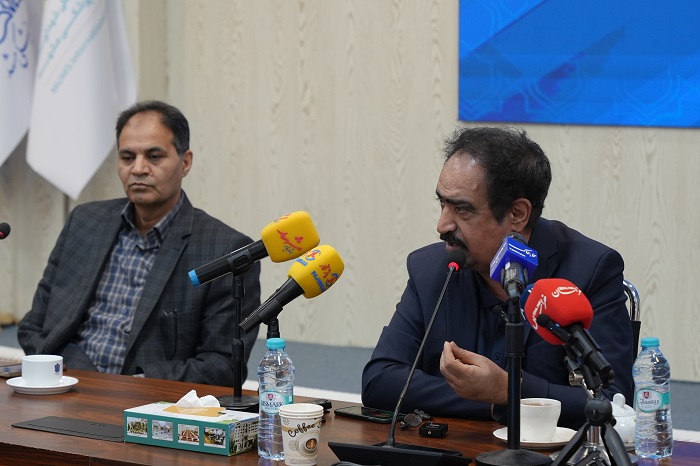 رئیس دانشگاه علوم پزشکی مشهد خبر داد: گام‌های جدّی برای تسریع در پرداخت مطالبات پرستاران