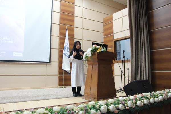 نوزادان  نارس به دلیل تکامل‌نیافتگی کامل اندام‌ها و سیستم‌های حیاتی، نیازمند مراقبت‌های فوق‌تخصصی هستند