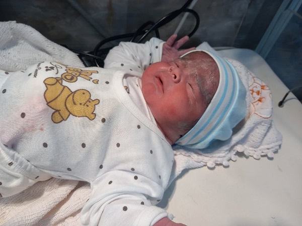 تولد نوزاد 5کیلوگرمی در روز ولادت حضرت زینب (س) در بیمارستان قائم (عج)