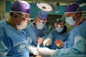 پیوند قلب با موفقیت در دانشگاه علوم پزشکی مشهد انجام شد