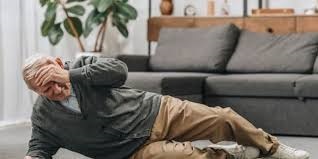سقوط در سالمندان؛ شایع، جدّی و در عین حال تا حد زیادی قابل پیشگیری است
