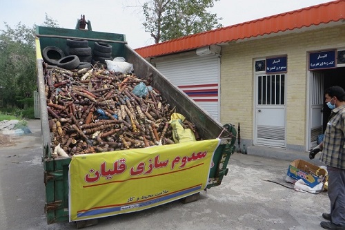 جمع آوری و امحاء 4 هزار قلیان در مشهد در راستای پیشگیری از شیوع کرونا 