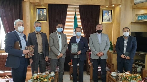 00105.jpg - 42.47 kB