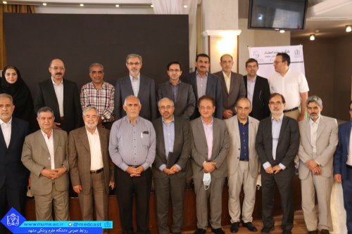 تقدیر از خانواده های اهداکننده عضو و اساتید پیشکسوت و فعالان حوزه پیوند اعضا