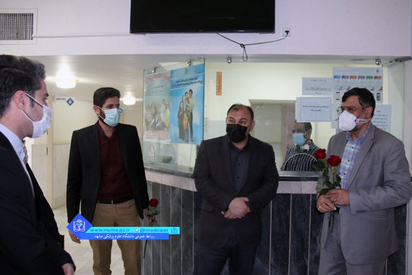 بازدید رییس دانشگاه از مراکز خدمات جامع سلامت روستایی و شهری