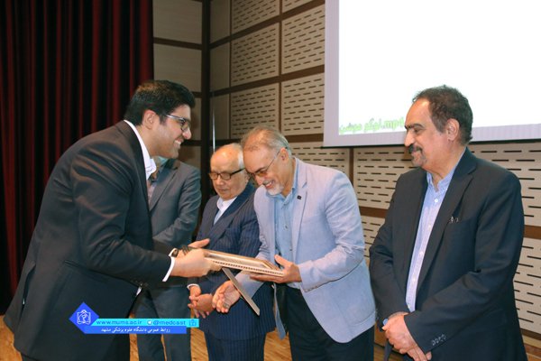 مراسم تقدیر از مدیران سابق معاونت آموزشی دانشگاه