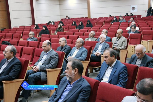مراسم تقدیر از مدیران سابق معاونت آموزشی دانشگاه
