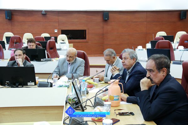 نشست هم اندیشی هیات رییسه دانشگاه با تشکل های دانشجویی