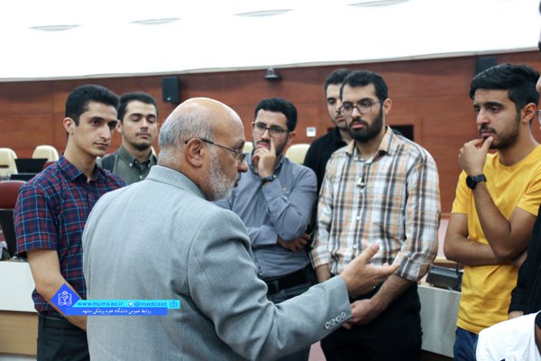نشست هم اندیشی هیات رییسه دانشگاه با تشکل های دانشجویی