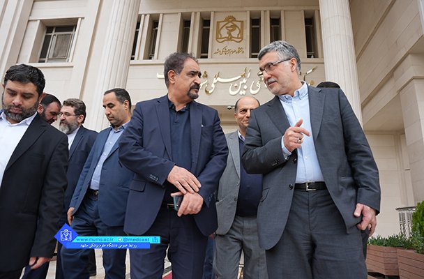 اولین سفر استانی وزیر بهداشت در مشهد مقدس