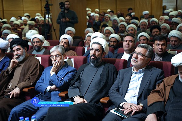 اولین سفر استانی وزیر بهداشت در مشهد مقدس
