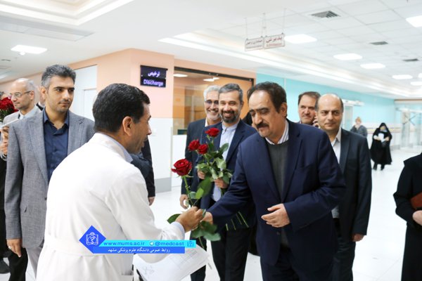 بازدید رییس دانشگاه از بیمارستان قائم (عج)