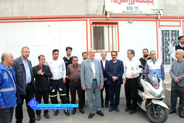 بازدید وزیر بهداشت از خدمات حوزه سلامت