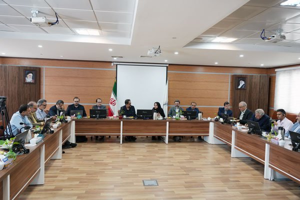 هیات رییسه دانشگاه در دانشکده داروسازی