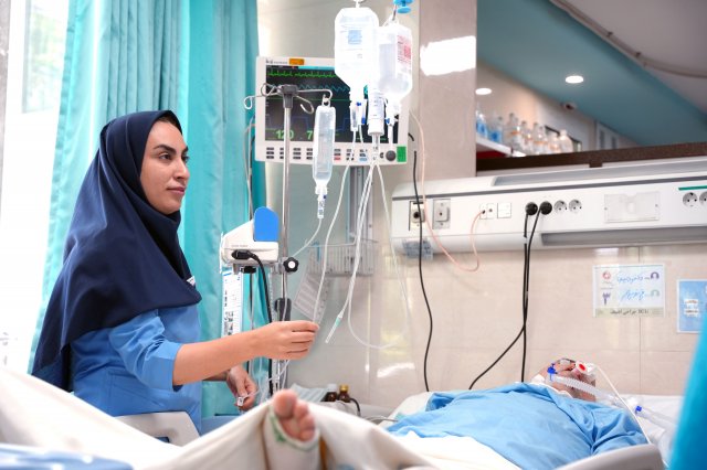 حضور دانشگاهیان علوم پزشکی مشهد