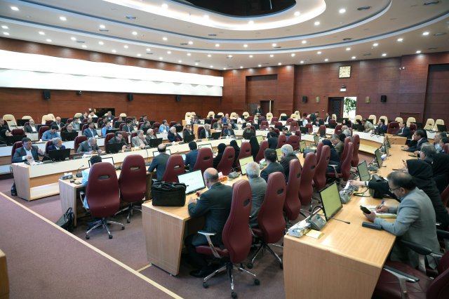 نشست هیات رییسه دانشگاه با مدیران