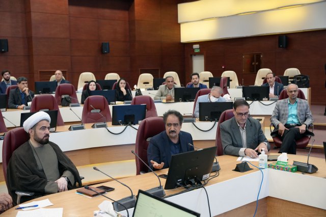 نشست هیات رییسه دانشگاه با مدیران