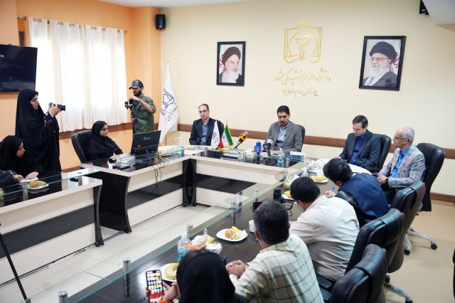 نشست خبری در بیمارستان امام رضا ع