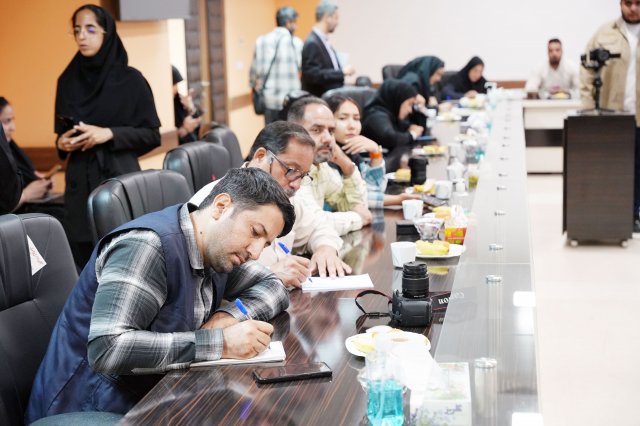 نشست خبری در بیمارستان امام رضا ع
