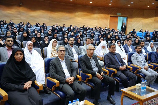 تجلیل از خادمان حوزه جمعیت