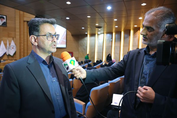 تجلیل از خادمان حوزه جمعیت