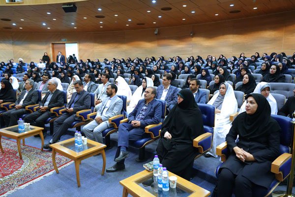 تجلیل از خادمان حوزه جمعیت