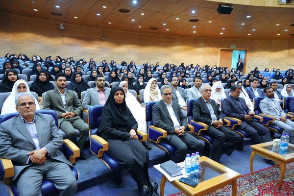 تجلیل از خادمان حوزه جمعیت