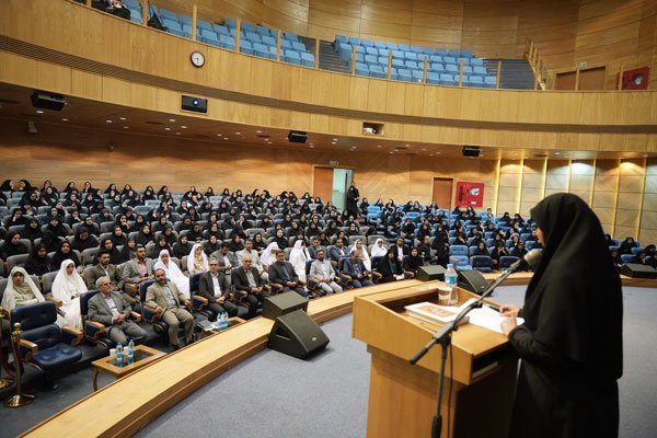 تجلیل از خادمان حوزه جمعیت