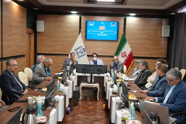 جلسه رییس دانشگاه با مدیر گروههای پزشکی