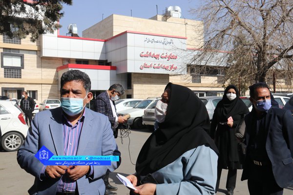 آغاز واکسیناسیون کرونا در دانشگاه علوم پزشکی مشهد همزمان در سراسر کشور