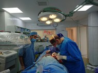 انجام عمل موفقیت آمیز درمان آنوریسم ائورت شکمی در بخش اندووسکولار بیمارستان علوی