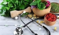 گسترش خدمات طب ایرانی در مراکز بهداشتی مشهد / ارائه خدمت در تمامی خانه‌ها و پایگاه‌های بهداشت