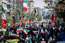 راهکارهای طب ایرانی برای پیشگیری از گرمازدگی در مراسم تشییع رهبر شهید