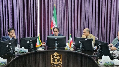  رئیس دانشگاه علوم پزشکی مشهد دستور تشکیل تیم‌های ۳۰ نفره اعزامی به جنوب کشور را صادر کرد/ اعضای هیات رئیسه نخستین داوطلبان اولین گروه اعزامی شدند