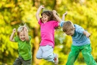 کودک شاد از مهارت های اجتماعی بیشتری برخوردار است